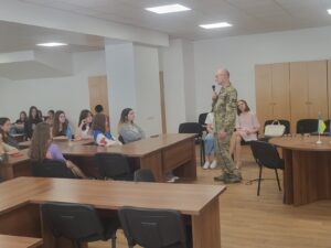 Зустріч із відомим перекладачем-синхроністом України Максимом Козубом