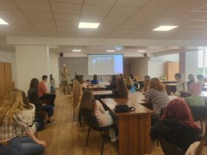 Зустріч із відомим перекладачем-синхроністом України Максимом Козубом