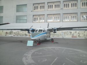 Екскурсія студентів факультету будівництва та архітектури на Авіаційний навчальний ангар НАУ