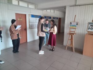 Конкурс концептуальних колажів