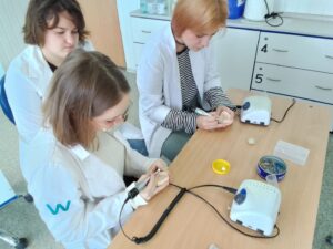 Майстер-клас «Препарування твердих тканин зубів  за класифікацією Блека»
