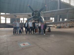 Екскурсія студентів факультету будівництва та архітектури на Авіаційний навчальний ангар НАУ
