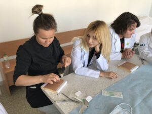 Майстер-клас «Техніка накладання косметичних швів»
