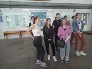 Екскурсія студентів факультету будівництва та архітектури на Авіаційний навчальний ангар НАУ