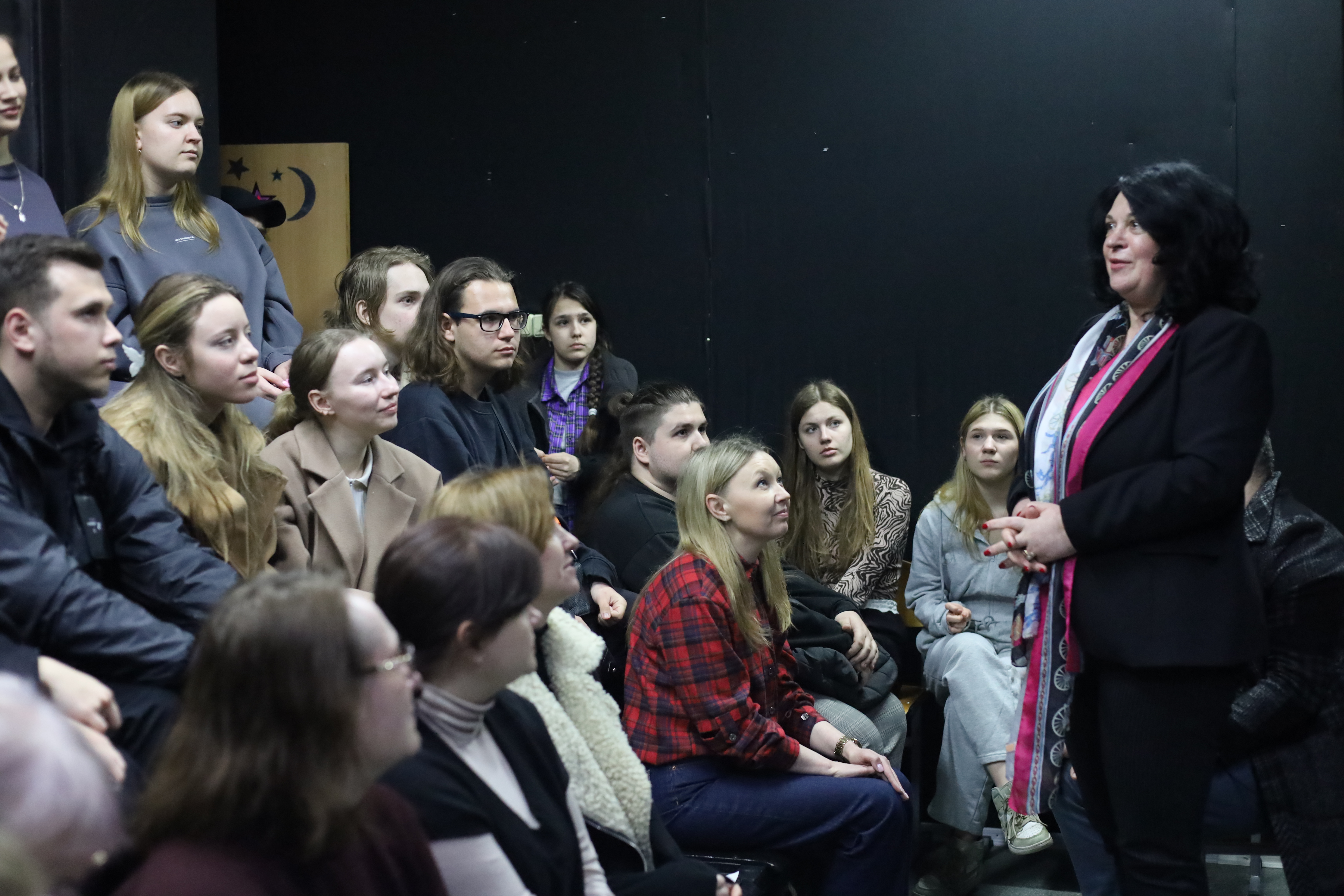 Прем’єрна вистава «Мільйони душ» від театральної майстерні Олександри Бабенко – Gallery 1