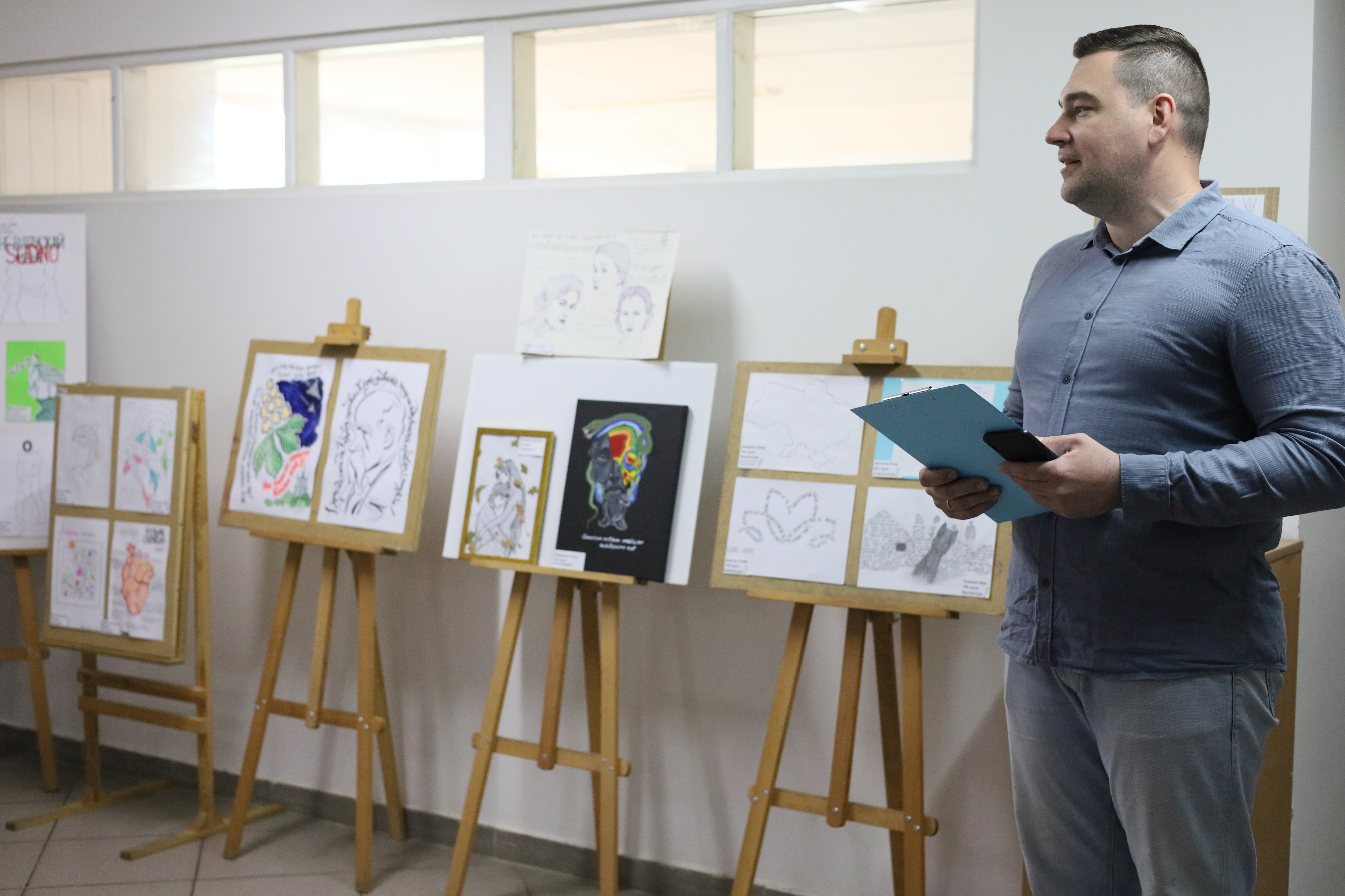 Виставка художніх робіт та каліграм «Поезія надихає образ» – Gallery 1