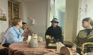 Виставка Анжеліки Рудницької “Нескінченність любові”