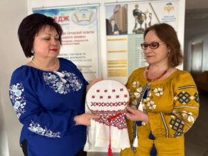 Флешмоб і урочистості до Дня вишиванки