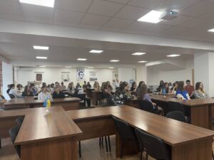 Зустріч із відомим перекладачем-синхроністом України Максимом Козубом
