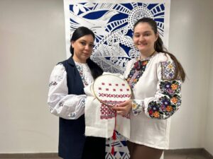 Флешмоб і урочистості до Дня вишиванки