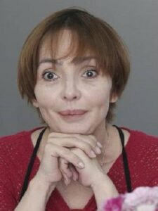 Заслужена діячка мистецтв України Катерина Степанкова здійснює набір на курс сценічного мистецтва