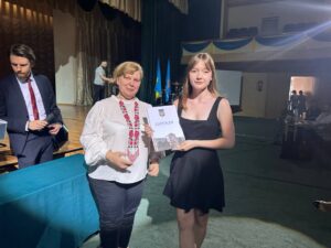 Урочистості з нагоди вручення дипломів випускникам Університету і Фахового коледжу КиМУ