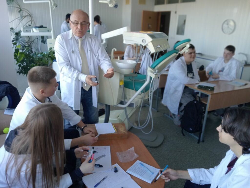 Майстер-клас «Зуботехнічне матеріалознавство» – Image