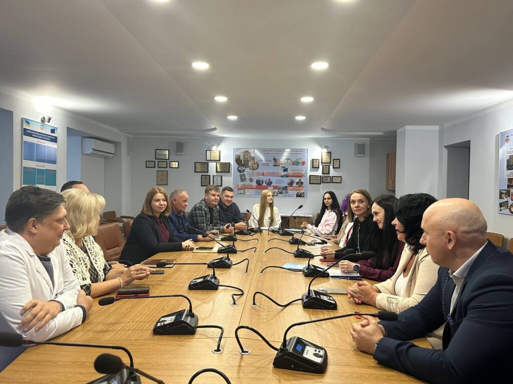 Презентація інститутів і факультетів “Я і КиМУ” – Image