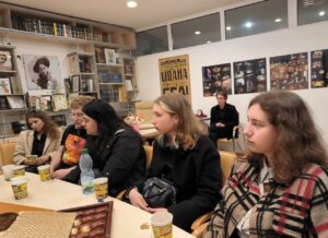 Вистава КиМУ «Закрите небо» в межах науково-мистецького гуртка «Студентська репліка»