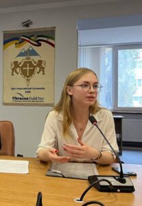 Зустріч із Діаною Біденко: “Inside Translation: Student Edition”