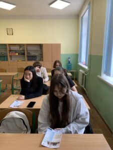 Київський міжнародний університет в закладах загальної середньої освіти 