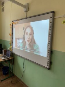 Київський міжнародний університет в закладах загальної середньої освіти 