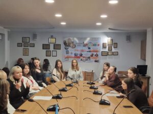 Круглий стіл «Літературні ювіляри листопада»