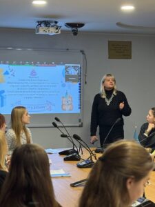 Круглий стіл «Літературні ювіляри листопада»
