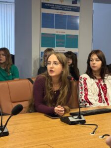 Круглий стіл «Літературні ювіляри листопада»