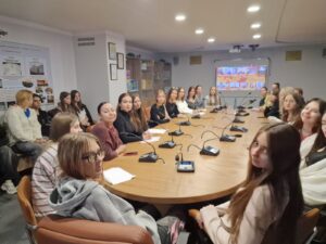 Круглий стіл «Літературні ювіляри листопада»