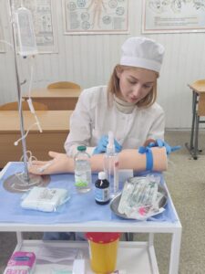 Відкриття інноваційного симуляційно-тренінгового центру для майбутніх фахівців медсестринства у Фаховому коледжі КиМУ