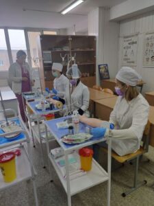 Відкриття інноваційного симуляційно-тренінгового центру для майбутніх фахівців медсестринства у Фаховому коледжі КиМУ