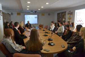 Майстер-клас Дениса Богуша на тему: «Російська пропаганда і гібридні війни»