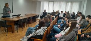 Майстер-клас «Виживають не найсильніші, а ті, хто комунікує: як комунікація створює можливості у сучасному світі»