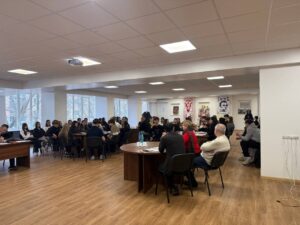 Економічний турнір імені Євгена Марчука – героя-захисника, випускника КиМУ