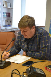 Дебати «Академічна чесність як системна проблема вищої школи України: університет → викладач  →  здобувачі освіти»