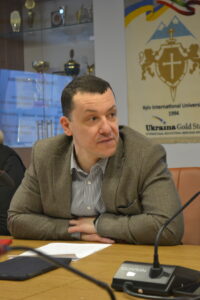 Дебати «Академічна чесність як системна проблема вищої школи України: університет → викладач  →  здобувачі освіти»