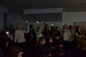 Свято весни, вроди і незламності: концерт до Дня української жінки