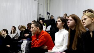 Фотографія – це правда. Кіно – це правда з 24–ьох кадрів за секунду