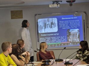 Круглий стіл: «Українська жінка як національний феномен»