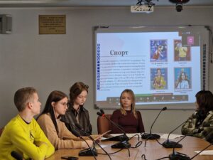 Круглий стіл: «Українська жінка як національний феномен»