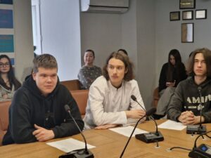 Круглий стіл: «Українська жінка як національний феномен»