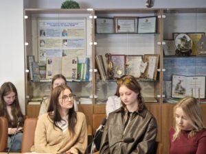 Круглий стіл: «Українська жінка як національний феномен»