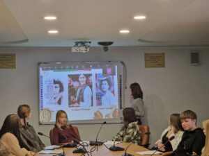 Круглий стіл: «Українська жінка як національний феномен»