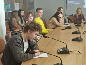 Круглий стіл: «Українська жінка як національний феномен»