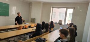 Архітектурні таємниці столиці: лекція-дискусія з Тамарою Ставнічук