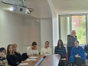 Круглий стіл «Феномен мовчання: український контекст»