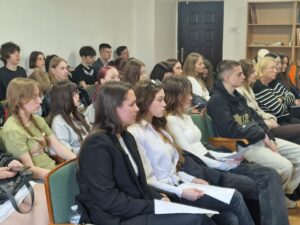 Круглий стіл «Феномен мовчання: український контекст»