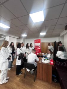 Донорство крові та тактична медицина: від команди компанії «Biopharm»