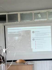 Майстер-клас бойового медика ЗСУ Анастасії Полуденої для студентів-медиків