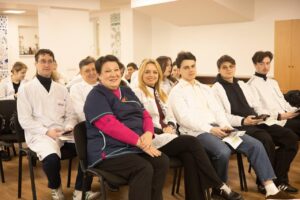 Фармацевтичний вимір сучасної медицини: зустріч стейкхолдерів і студентів спеціальності «Фармація»