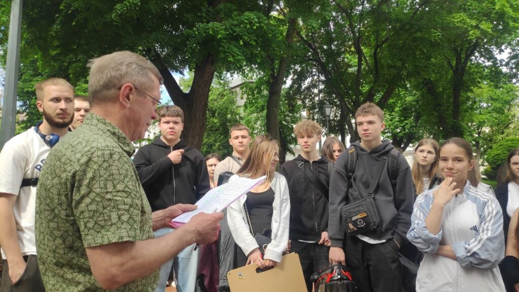 Головна фотографія