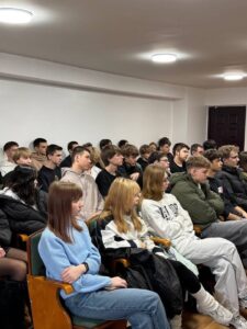 Зустріч студентів Університету та Фахового коледжу КиМУ із заступником гендиректора NovaPay Віталієм Шулеповим