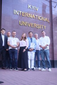 Вручення дипломів докторів філософії з права (PhD)
